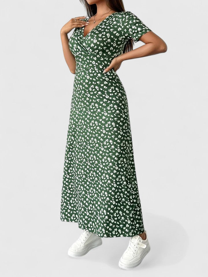 Yulivette | Elegant Maxi Dress