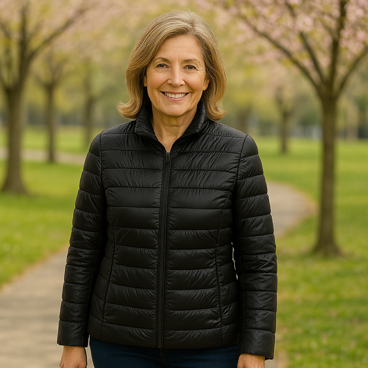 ULLA MUUTTUVAT PUHVITAKKI | MUSTA