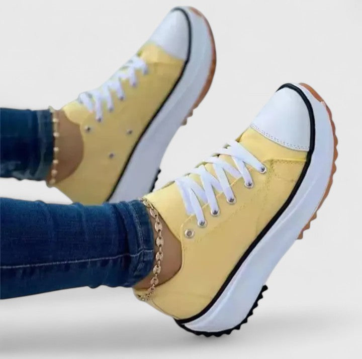 Kelly | Stylish Mukavat Sneakers